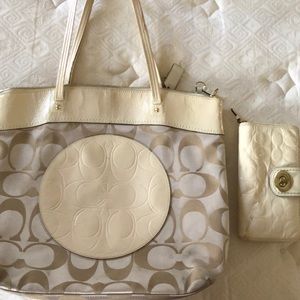 Coach purse and wallet